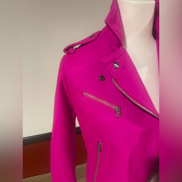 New never worn Gap XS shocking pink jacket. - Picture 8 of 10